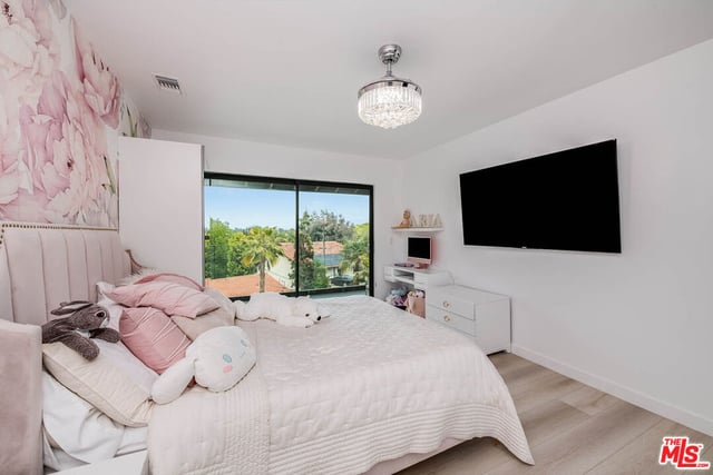 4961 Marmol Drive, Los Angeles, CA 91364 — photo 54 of 61