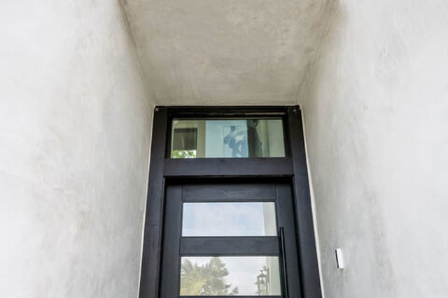 4961 Marmol Drive, Los Angeles, CA 91364 — photo 8 of 61