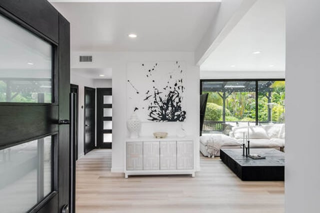 4961 Marmol Drive, Los Angeles, CA 91364 — photo 9 of 61