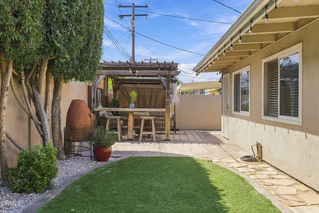 1300 Bluebell Street, Oxnard, CA 93036 — photo 49 of 51