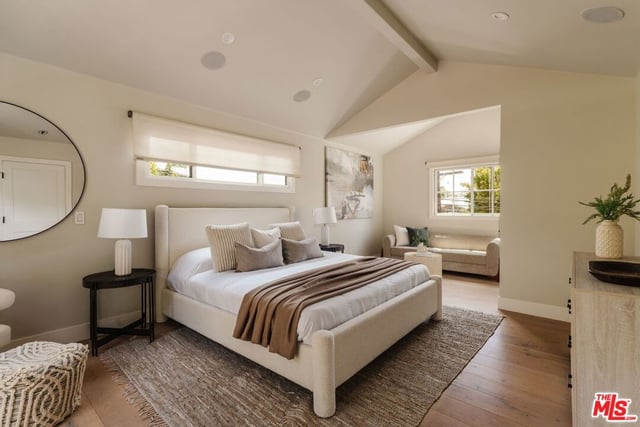 252 N Kenter Avenue, Los Angeles, CA 90049 — photo 12 of 26