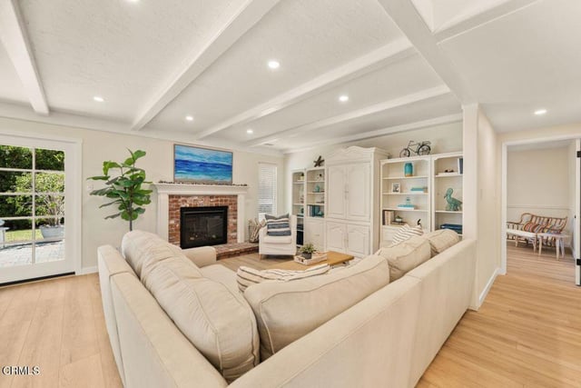 2884 Surfrider Avenue, Ventura, CA 93001 — photo 7 of 50