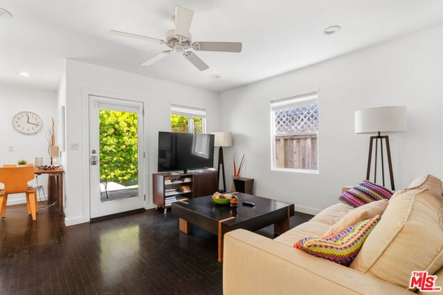 428 Rialto Avenue, Venice, CA 90291 — photo 20 of 38