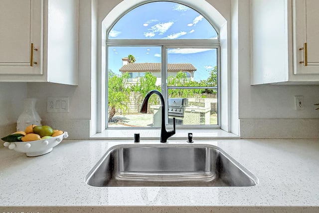 1685 Glider Court, Thousand Oaks, CA 91320 — photo 16 of 65