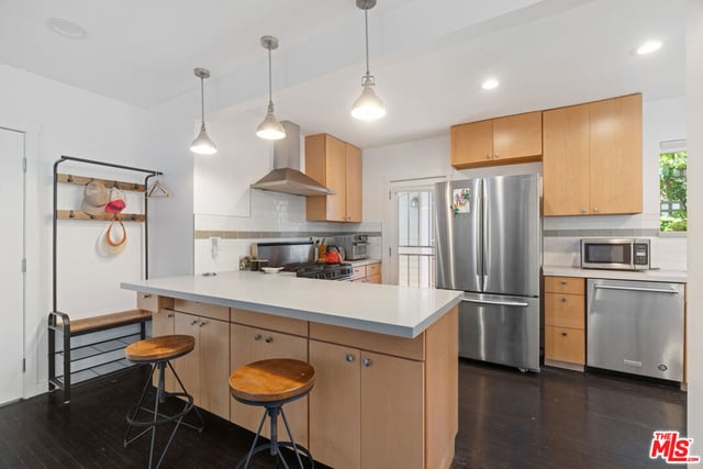 430 Rialto Avenue, Venice, CA 90291 — photo 10 of 23