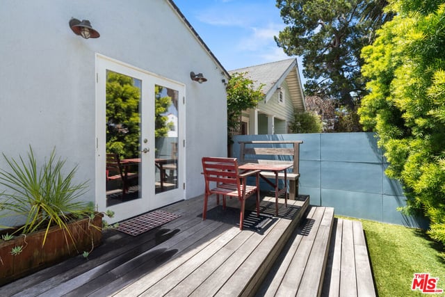430 Rialto Avenue, Venice, CA 90291 — photo 4 of 23