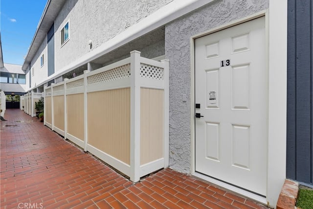12310 Burbank 13, Los Angeles, CA 91607 — photo 6 of 54