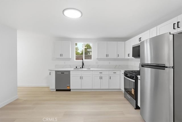2470 Webster, Long Beach, CA 90810 — photo 18 of 27