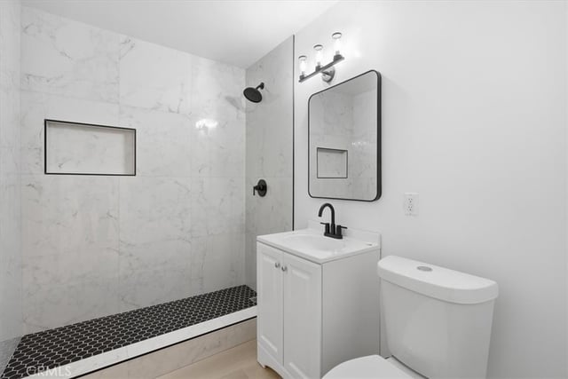 2470 Webster, Long Beach, CA 90810 — photo 23 of 27