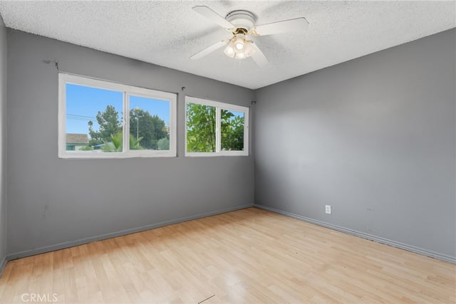 8233 Fallbrook, West Hills, CA 91304 — photo 17 of 28