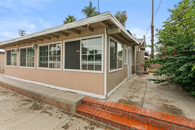 8233 Fallbrook, West Hills, CA 91304 — photo 25 of 28