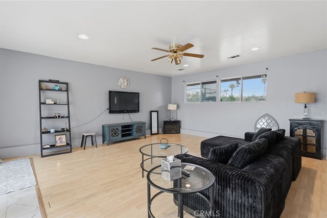 8233 Fallbrook, West Hills, CA 91304 — photo 6 of 28