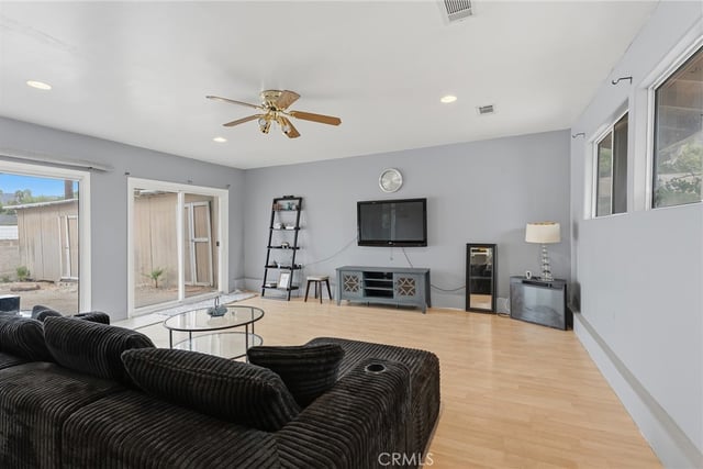 8233 Fallbrook, West Hills, CA 91304 — photo 7 of 28