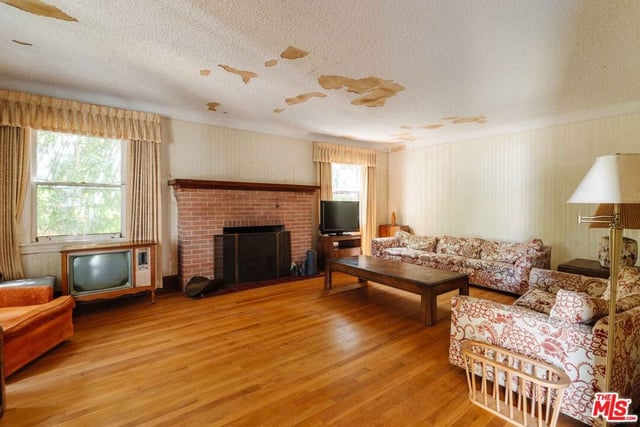 354 21st Street, Santa Monica, CA 90402 — photo 4 of 26