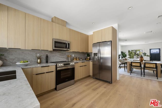 424 N Avenue 54, Los Angeles, CA 90042 — photo 7 of 36