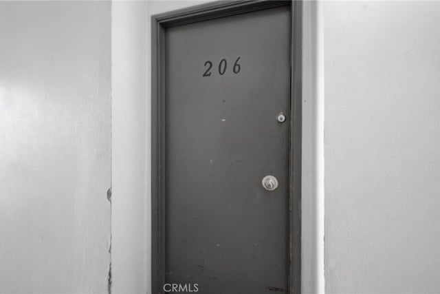 18620 Hatteras Street 206, Tarzana, CA 91356 — photo 17 of 23