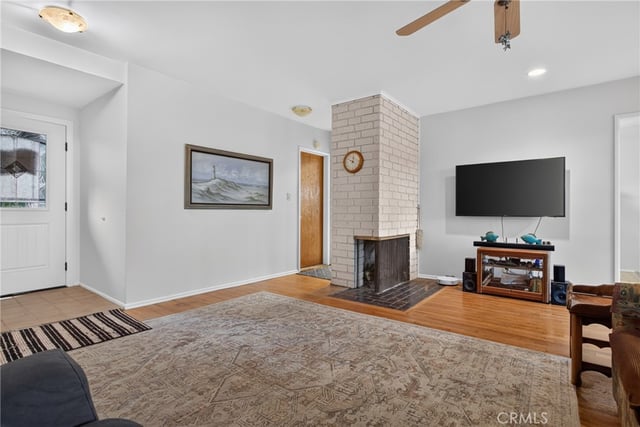 19148 Hart, Reseda, CA 91335 — photo 10 of 35