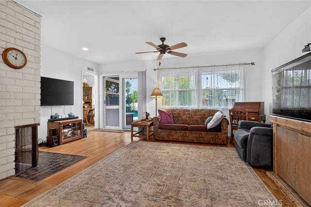 19148 Hart, Reseda, CA 91335 — photo 11 of 35