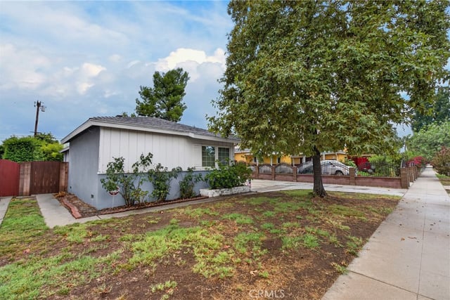 19148 Hart, Reseda, CA 91335 — photo 7 of 35