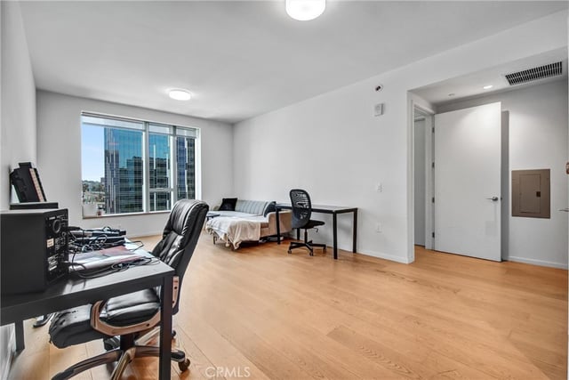 889 Francisco Street 1710, Los Angeles, CA 90017 — photo 8 of 21
