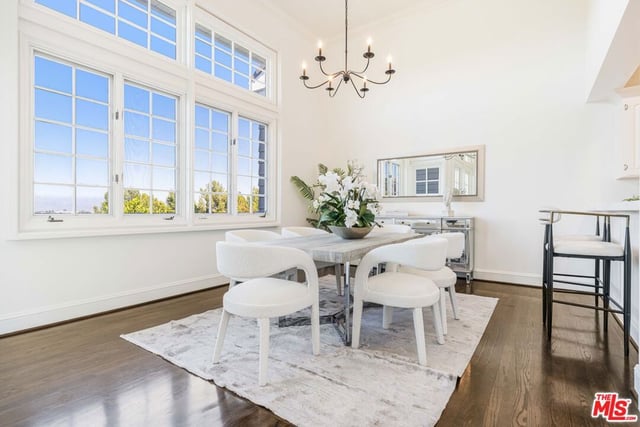 2204 The Terrace, Los Angeles, CA 90049 — photo 12 of 51