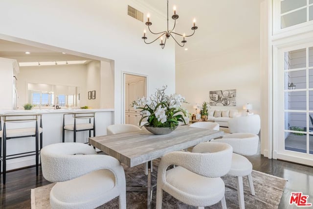 2204 The Terrace, Los Angeles, CA 90049 — photo 14 of 51