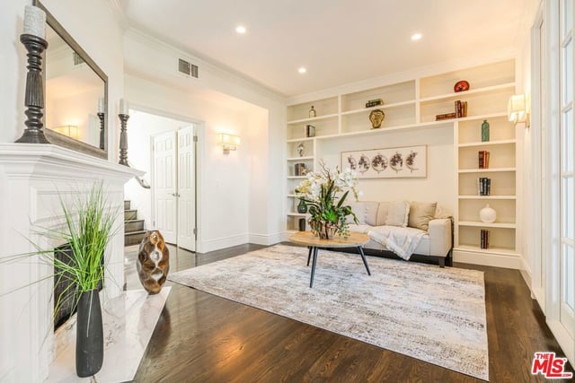 2204 The Terrace, Los Angeles, CA 90049 — photo 32 of 51