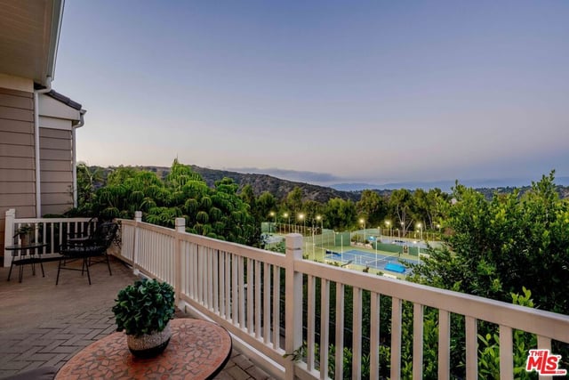 2204 The Terrace, Los Angeles, CA 90049 — photo 9 of 51