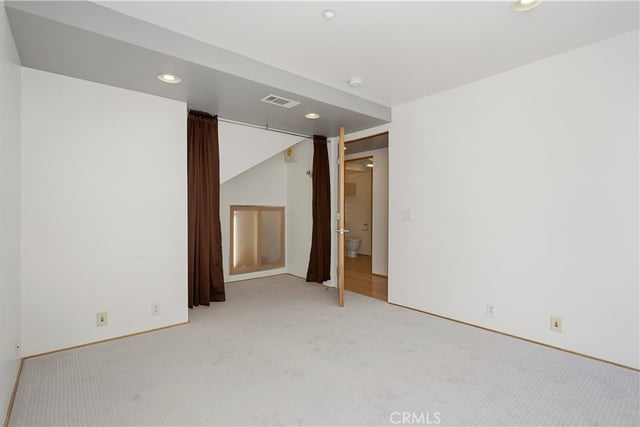 141 S Hudson Avenue 403, Pasadena, CA 91101 — photo 29 of 38