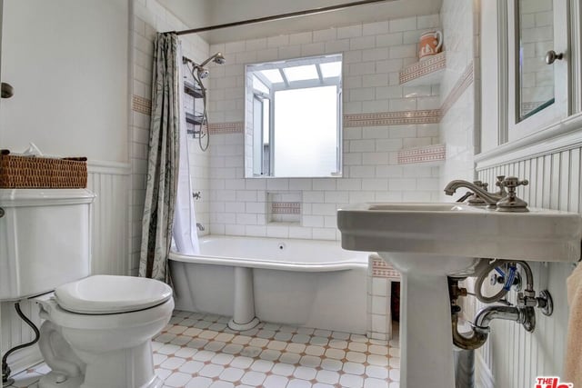 1327 N Hayworth Avenue, West Hollywood, CA 90046 — photo 28 of 44