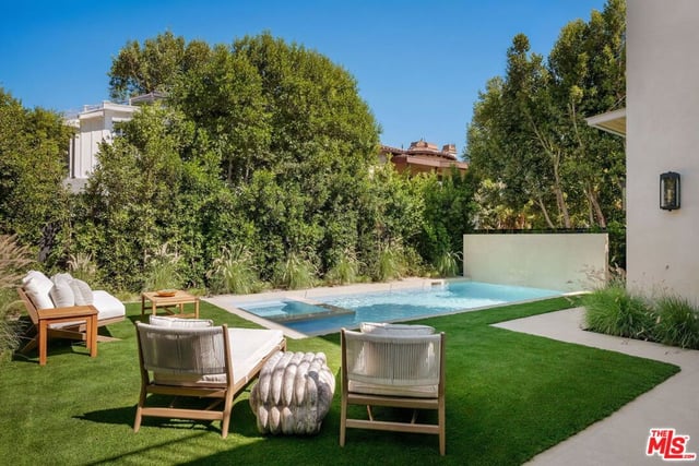 812 N Genesee Avenue, Los Angeles, CA 90046 — photo 19 of 43