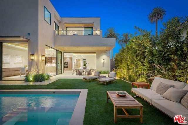 812 N Genesee Avenue, Los Angeles, CA 90046 — photo 4 of 43