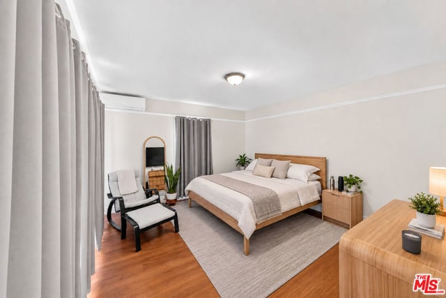 1610 W 36th Place, Los Angeles, CA 90018 — photo 15 of 19