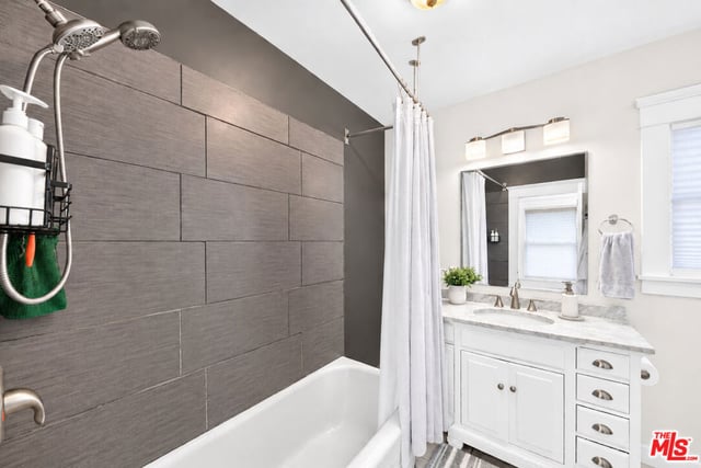 1610 W 36th Place, Los Angeles, CA 90018 — photo 16 of 19