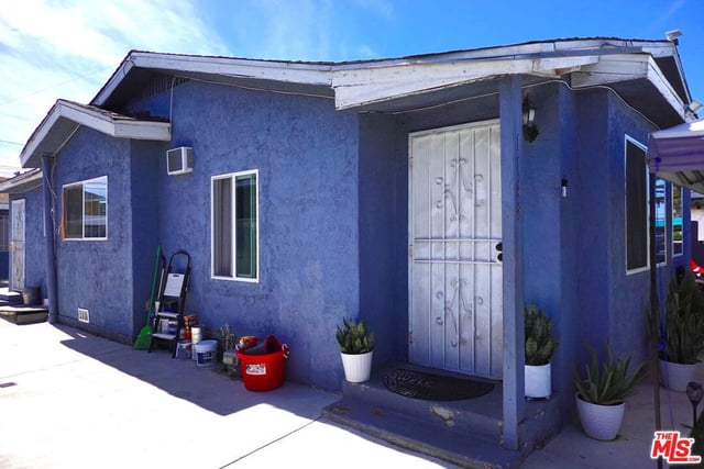 1150 E 80th Street, Los Angeles, CA 90001 — photo 3 of 19