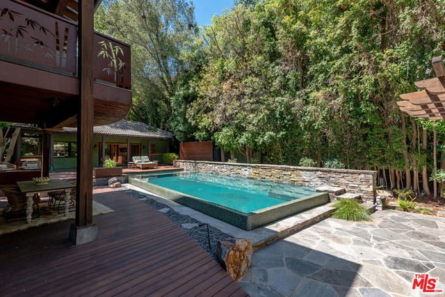 3851 Kingswood Road, Sherman Oaks, CA 91403 — photo 21 of 33