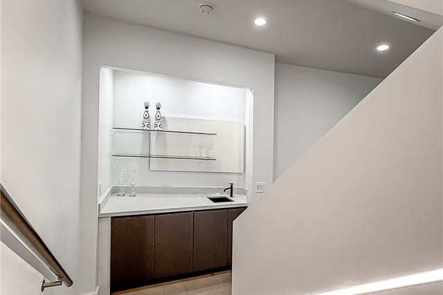 5130 Medina, Woodland Hills, CA 91364 — photo 22 of 45