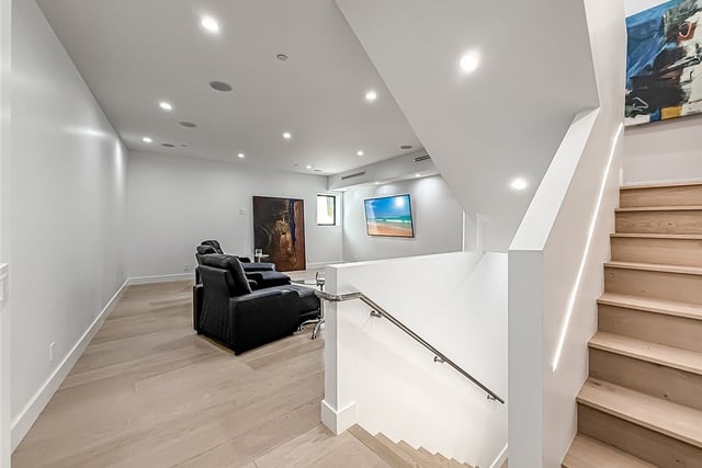 5130 Medina, Woodland Hills, CA 91364 — photo 24 of 45