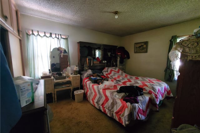 6850 Hesperia, Reseda, CA 91335 — photo 5 of 6