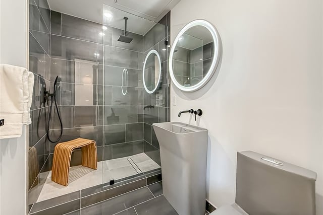 5134 Medina, Woodland Hills, CA 91364 — photo 32 of 58