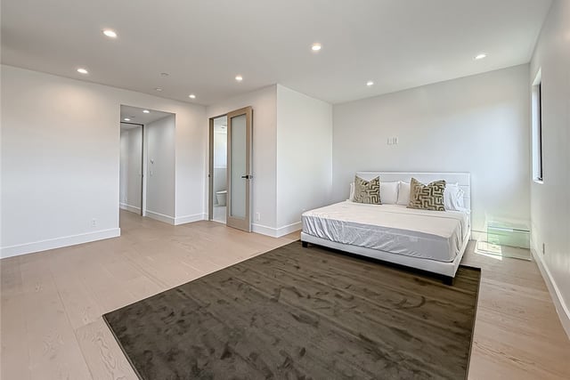 5134 Medina, Woodland Hills, CA 91364 — photo 36 of 58