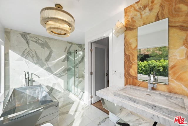 2250 Nichols Canyon Road, Los Angeles, CA 90046 — photo 7 of 12