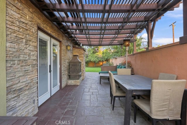2812 N Buena Vista Street, Burbank, CA 91504 — photo 22 of 33