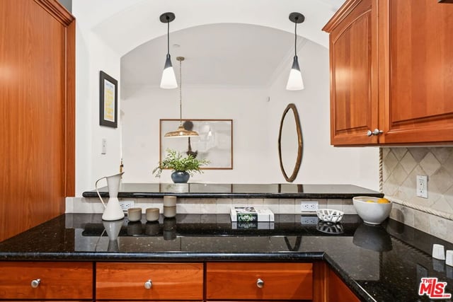 1511 Camden Avenue 103, Los Angeles, CA 90025 — photo 11 of 30