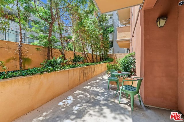 1511 Camden Avenue 103, Los Angeles, CA 90025 — photo 25 of 30