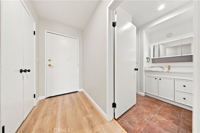 6815 Remmet Avenue 212, Los Angeles, CA 91303 — photo 13 of 32