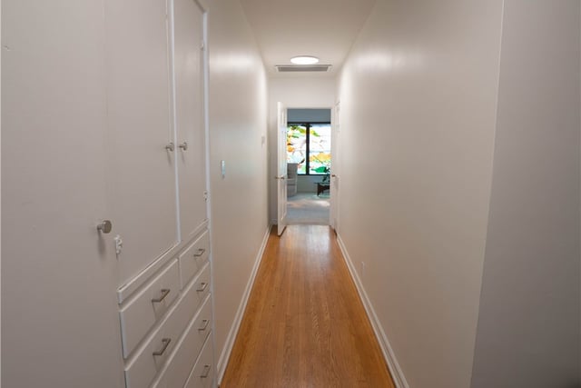 2572 Silver Ridge, Los Angeles, CA 90039 — photo 16 of 39