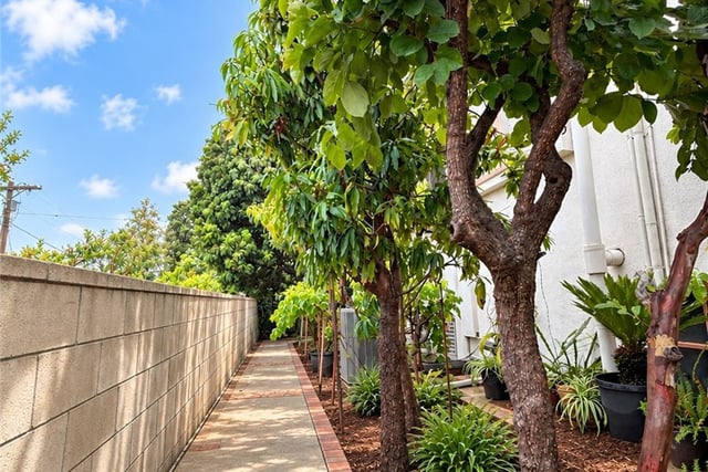 2572 Silver Ridge, Los Angeles, CA 90039 — photo 36 of 39
