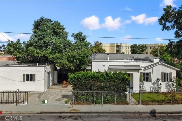 363 W Spruce Street W, Compton, CA 90220 — photo 34 of 39