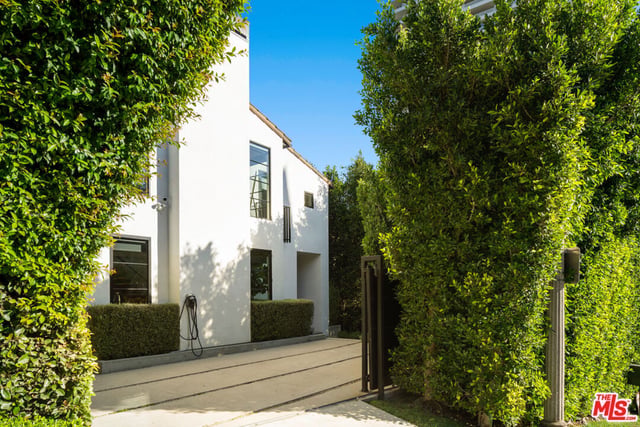 1146 Sierra Alta Way, Los Angeles, CA 90069 — photo 4 of 57